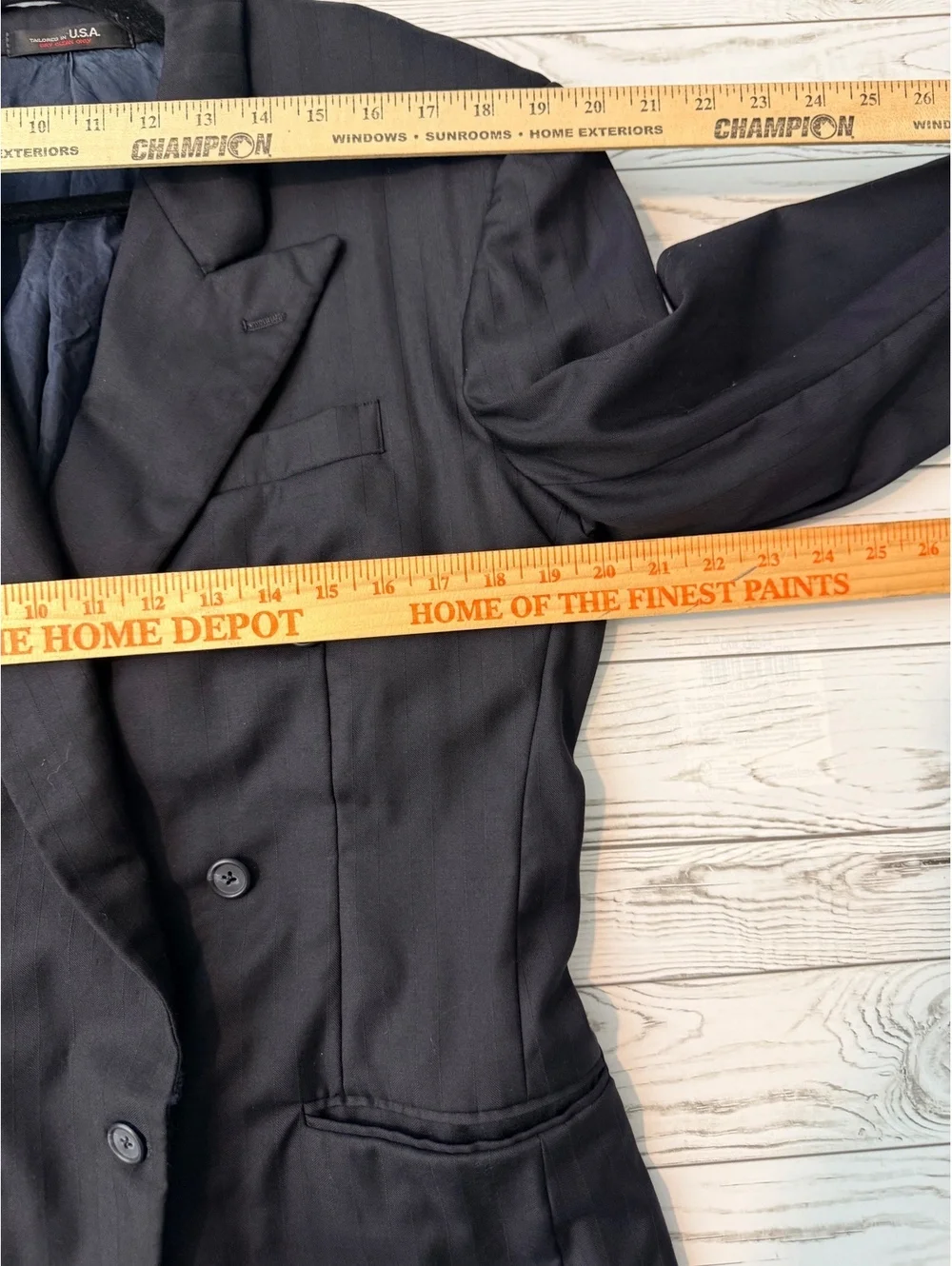 Vintage 1994 Tom James Men’s Double-Breasted Navy Pinstripe Blazer Made in USA